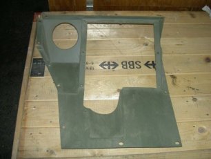 vkbo1010 Plaatwerk rond versnellingshendels